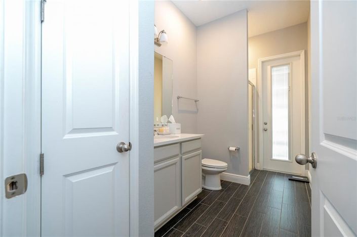 Image No.60-5 Bed Property for sale