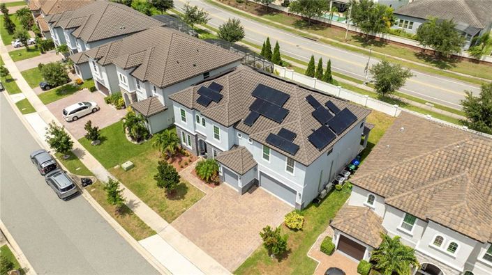 Image No.8-5 Bed Property for sale