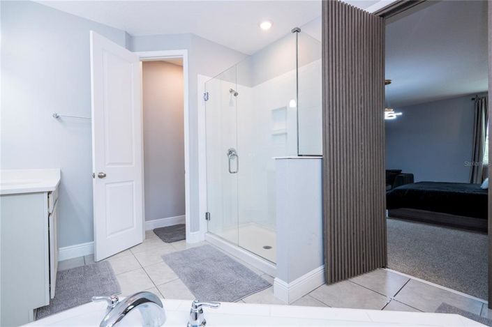 Image No.88-5 Bed Property for sale