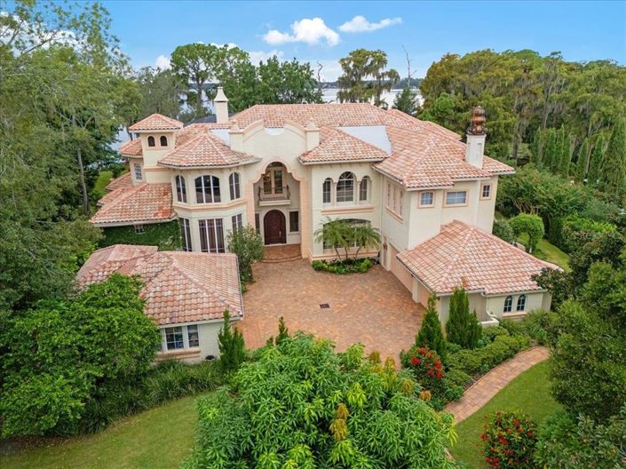 Image No.1-Propriété de 5 chambres à vendre à Orlando