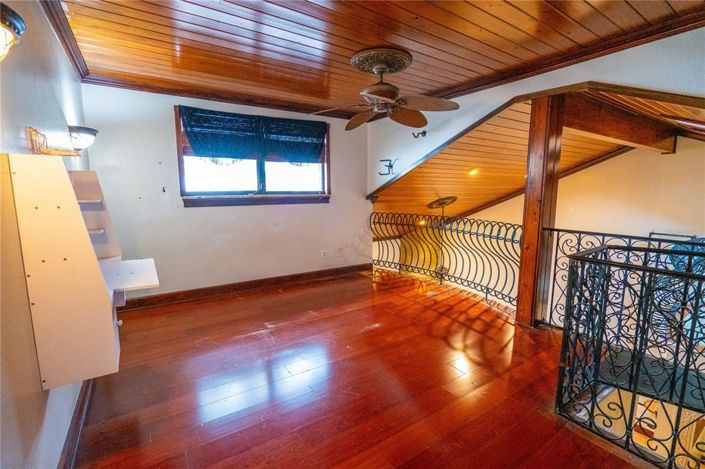 Image No.30-3 Bed Property for sale