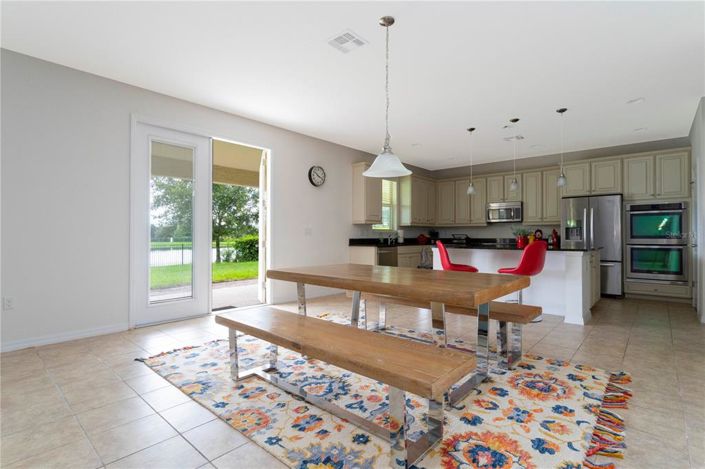 Image No.11-4 Bed Property for sale