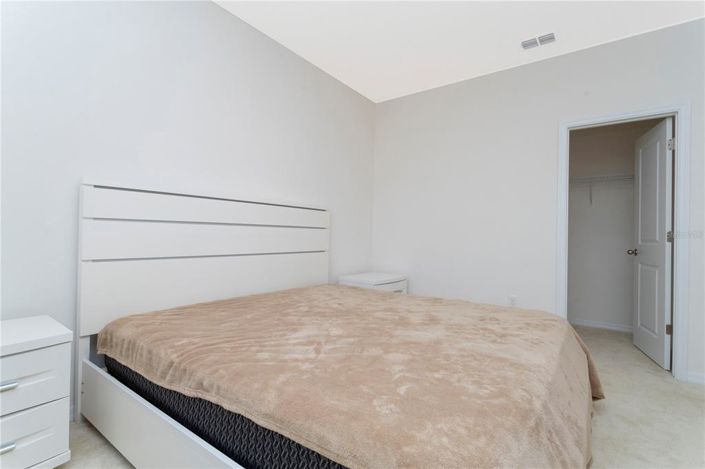 Image No.33-4 Bed Property for sale