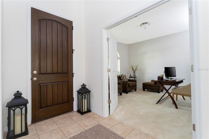 Image No.4-4 Bed Property for sale