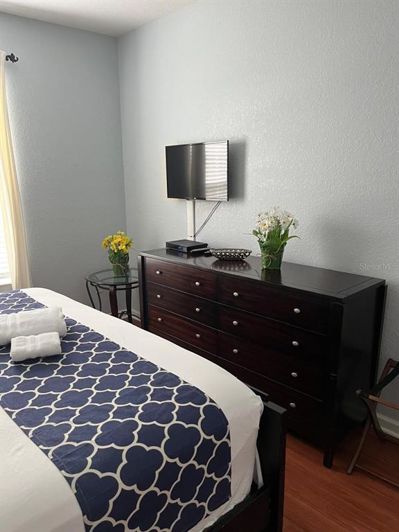 Image No.17-3 Bed Property for sale