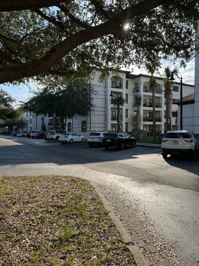 Image No.3-3 Bed Property for sale