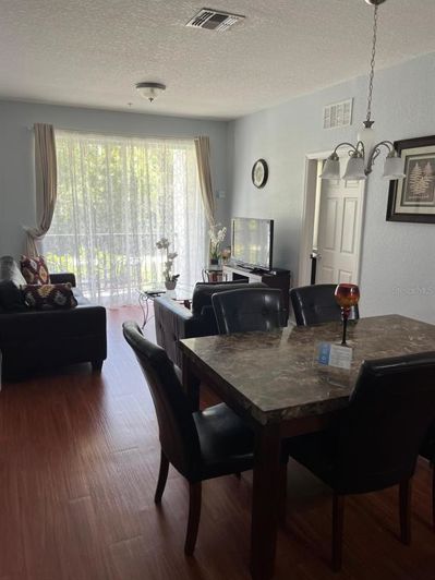 Image No.5-3 Bed Property for sale