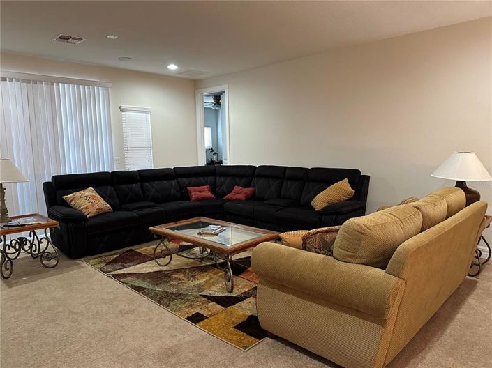 Image No.19-7 Bed Property for sale