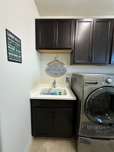 Image No.25-7 Bed Property for sale