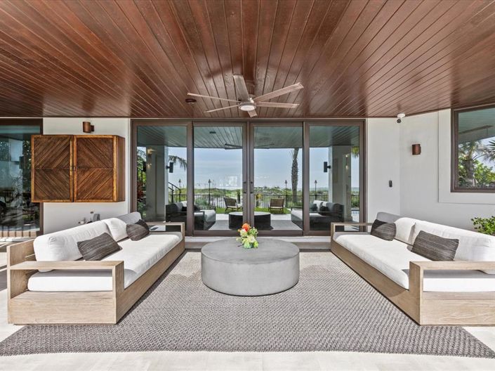 Image No.31-5 Bed Property for sale