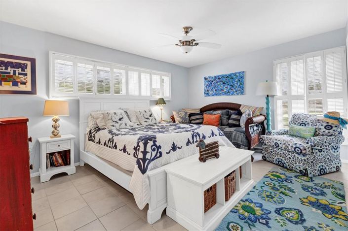 Image No.34-2 Bed Property for sale