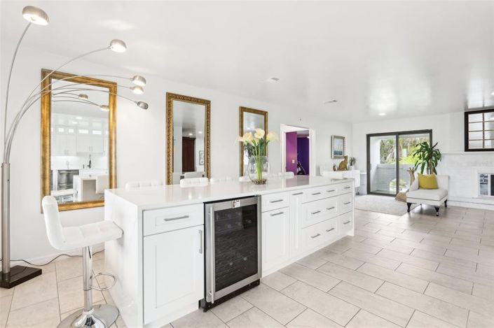 Image No.17-3 Bed Property for sale