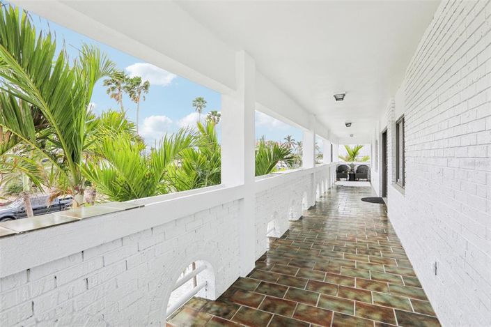 Image No.23-3 Bed Property for sale