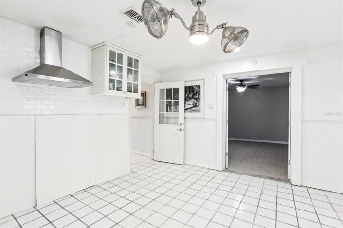 Image No.33-3 Bed Property for sale