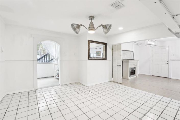 Image No.36-3 Bed Property for sale