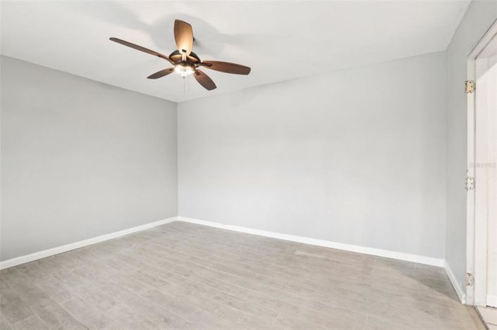 Image No.45-3 Bed Property for sale