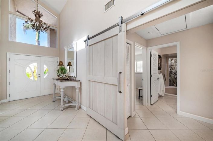 Image No.19-2 Bed Property for sale