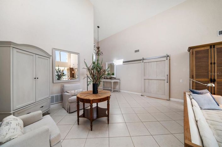 Image No.20-2 Bed Property for sale