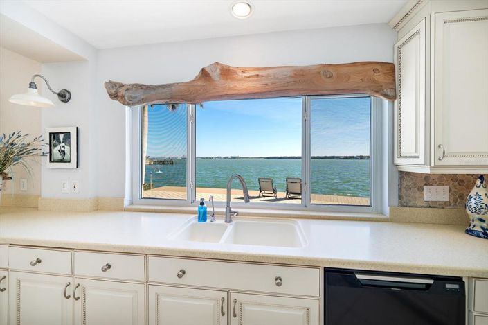 Image No.31-2 Bed Property for sale