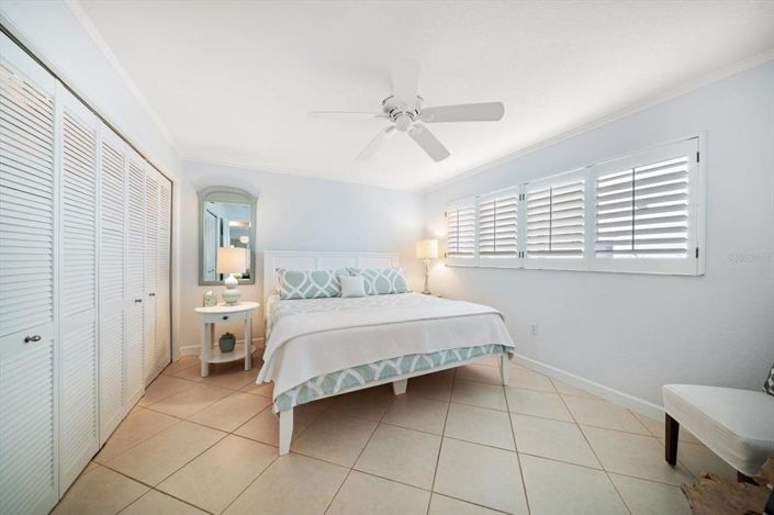 Image No.52-2 Bed Property for sale