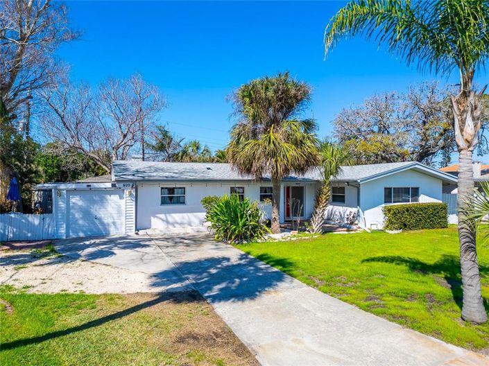 Image No.65-3 Bed Property for sale