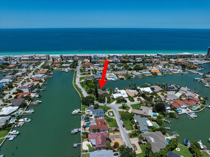 Image No.1-Propriété de 4 chambres à vendre à Belleair Beach