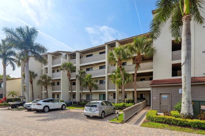 Image No.2-Propriété de 2 chambres à vendre à Sarasota