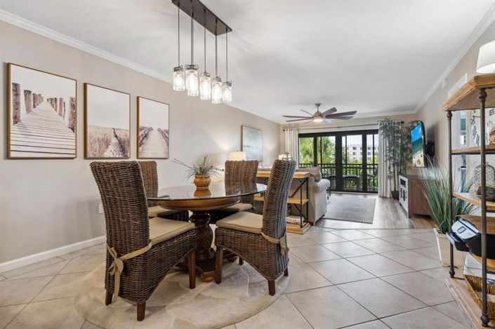 Image No.6-Propriété de 2 chambres à vendre à Sarasota