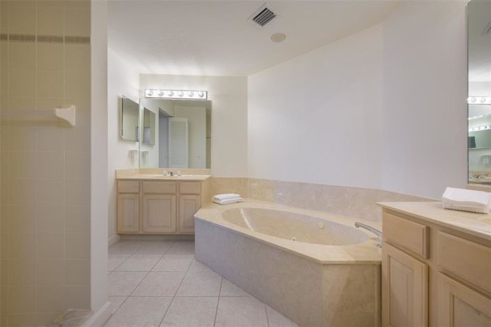 Image No.24-Propriété de 2 chambres à vendre à Sarasota