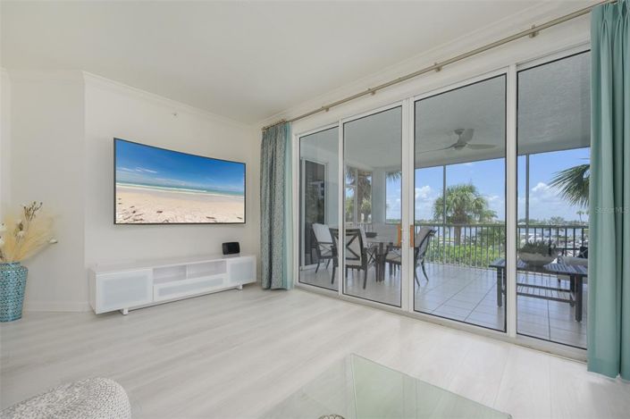 Image No.8-Propriété de 2 chambres à vendre à Sarasota