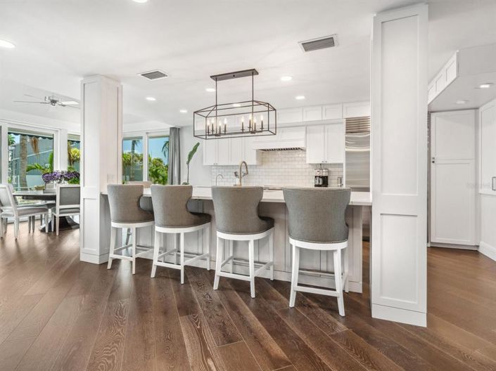 Image No.12-3 Bed Property for sale