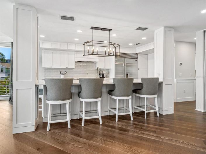 Image No.13-3 Bed Property for sale