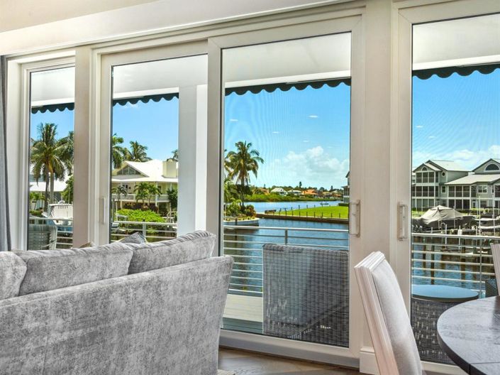 Image No.18-3 Bed Property for sale