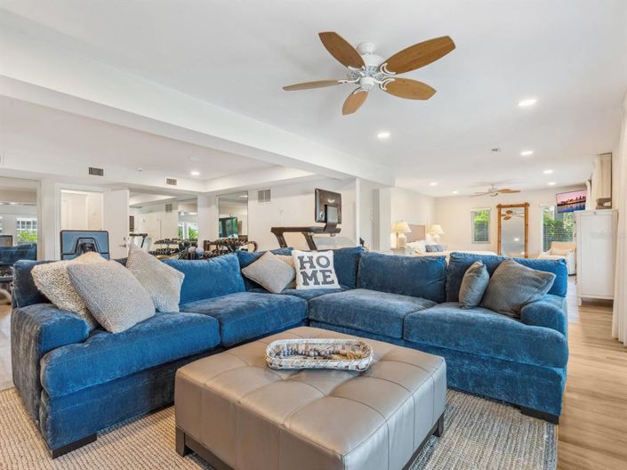 Image No.31-3 Bed Property for sale