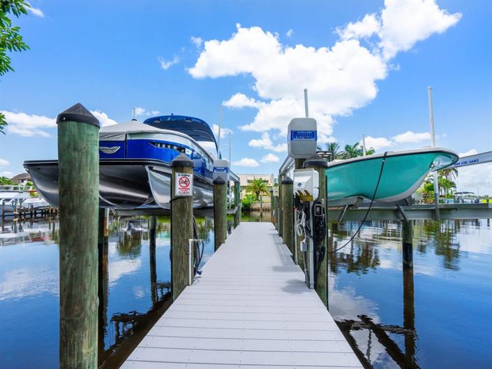 Image No.40-3 Bed Property for sale