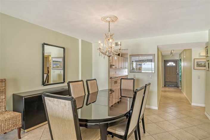 Image No.19-Propriété de 2 chambres à vendre à Sarasota