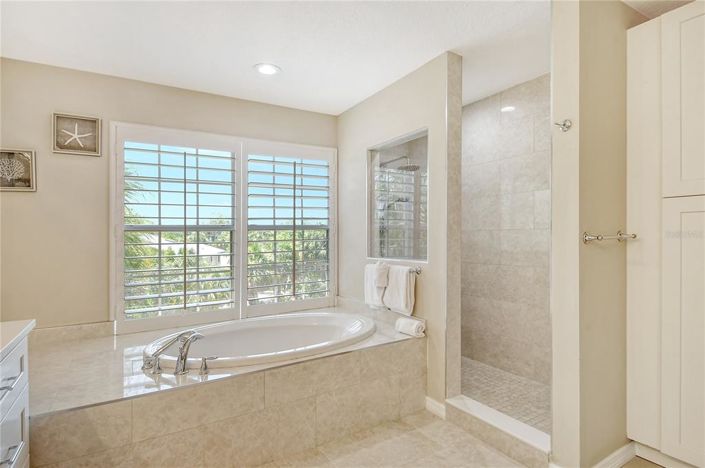 Image No.18-3 Bed Property for sale