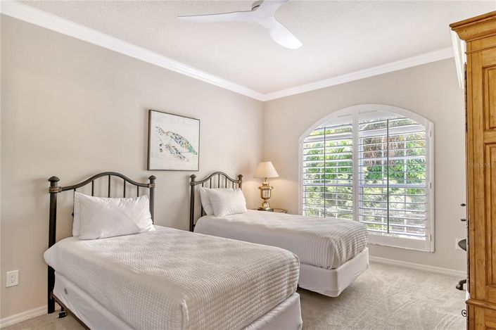 Image No.22-3 Bed Property for sale