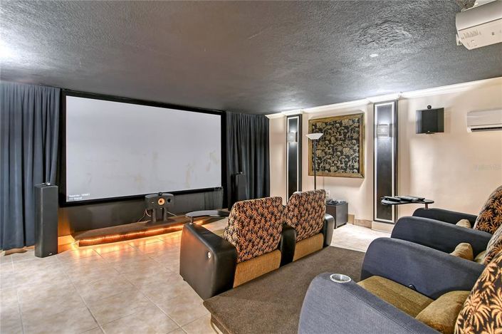 Image No.23-3 Bed Property for sale