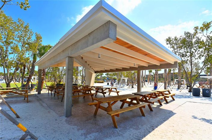 Image No.40-3 Bed Property for sale