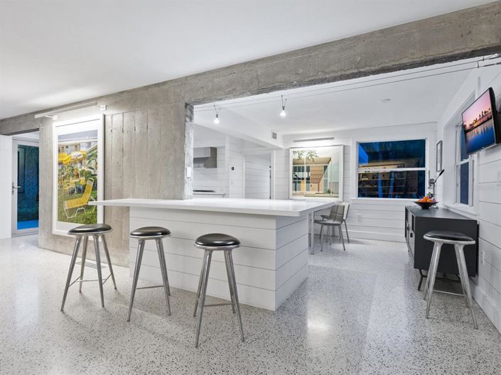 Image No.23-3 Bed Property for sale