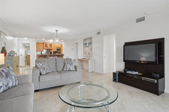 Image No.10-3 Bed Property for sale