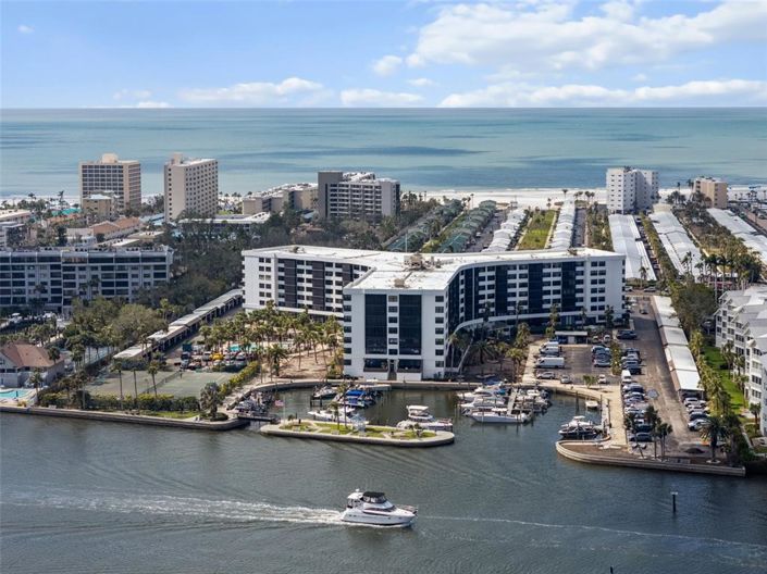 Image No.29-3 Bed Property for sale