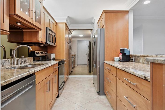 Image No.4-3 Bed Property for sale