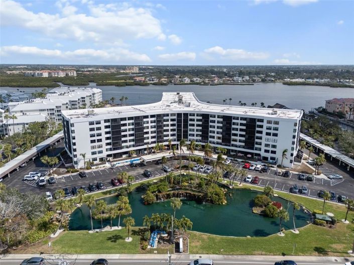 Image No.55-3 Bed Property for sale