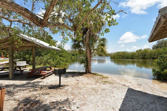 Image No.90-Propriété de 2 chambres à vendre à Sarasota