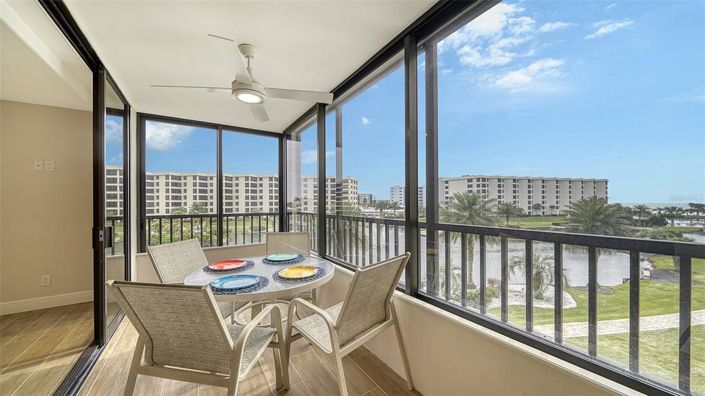 Image No.15-2 Bed Property for sale