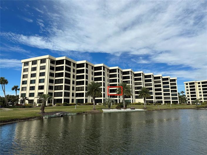 Image No.56-2 Bed Property for sale