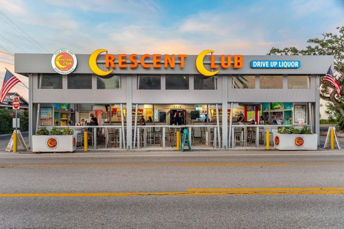 Image No.20-4 Bed Property for sale