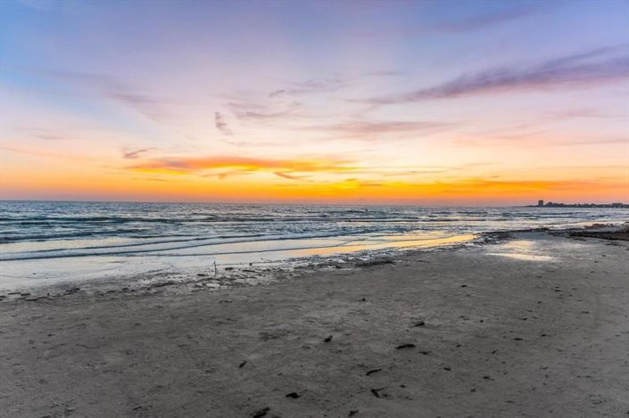 Image No.23-Propriété de 4 chambres à vendre à Sarasota